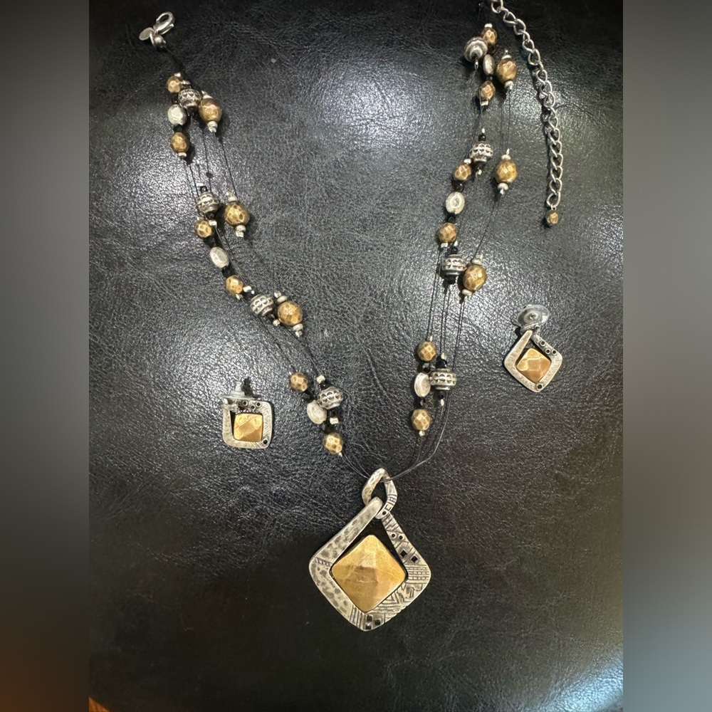 Chico beaded necklace and earrings